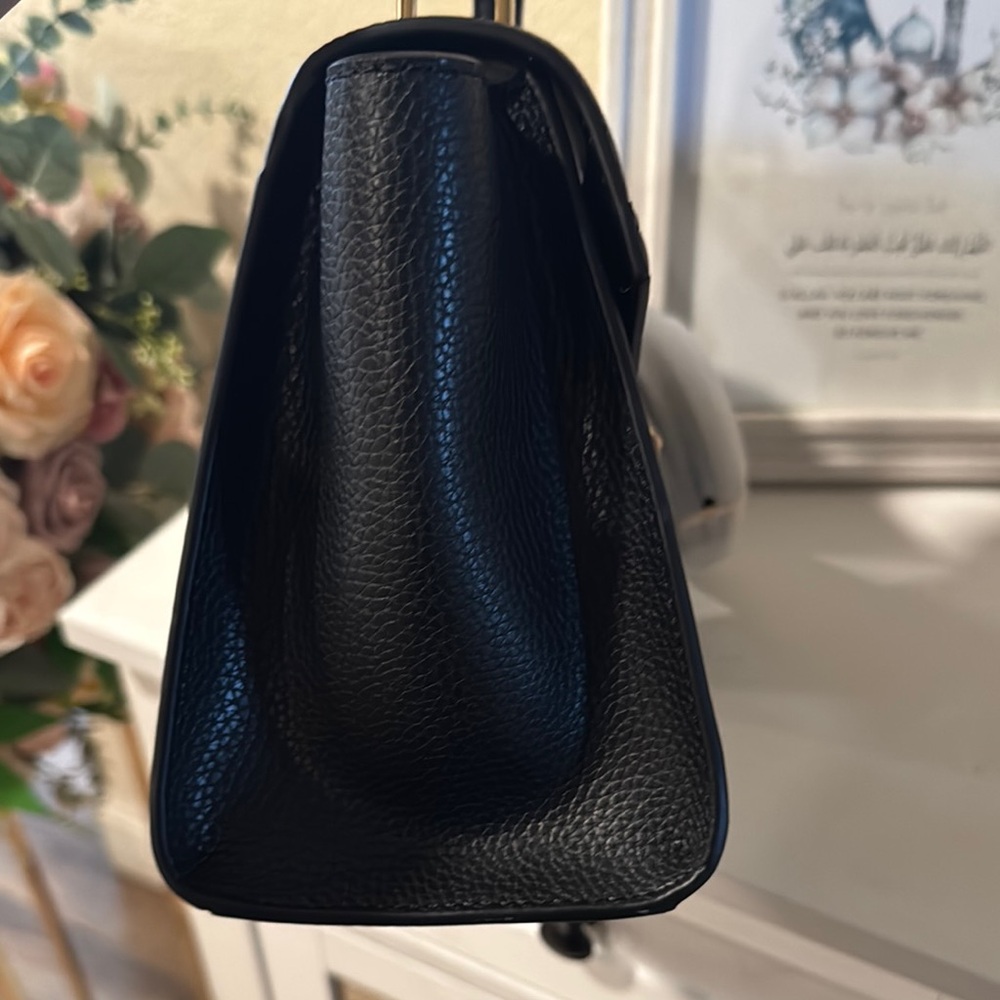 Michael Kors Flap Black Handbag - Picture 3 of 10